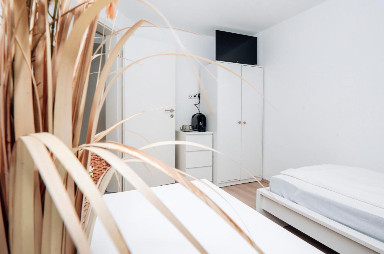 Kurzzeitglueck 24H Self Check-In E02 Apartment Essen Exterior photo